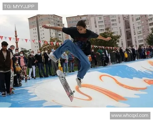 南京滑板队的速度探索与技巧分享:滑板运动的魅力与挑战 南京滑板队的速度探索与技巧分享:滑板运动的魅力与挑战