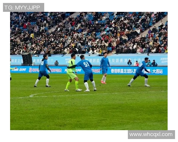 足球明星个性招牌拍照瞬间展现魅力与风采的精彩瞬间 足球明星个性招牌拍照瞬间展现魅力与风采的精彩瞬间